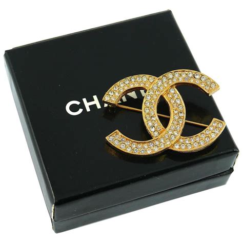 chanel broschen vintage|Chanel lapel brooch.